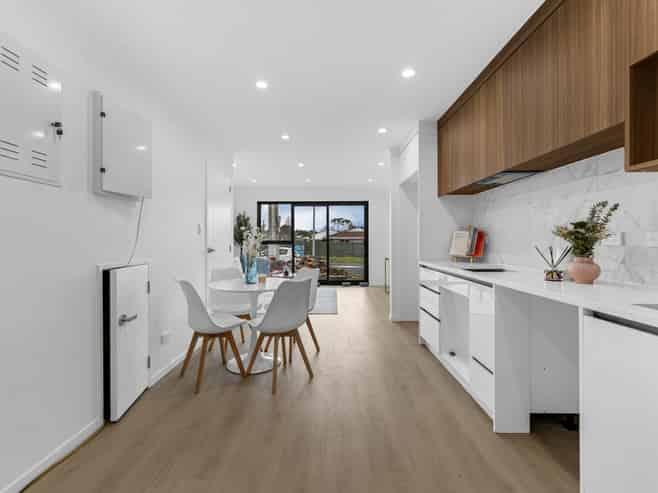 2/38 Pah Road, Papatoetoe