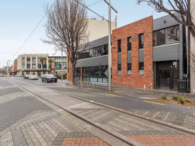 Prominent High Street Retail Opportunity
