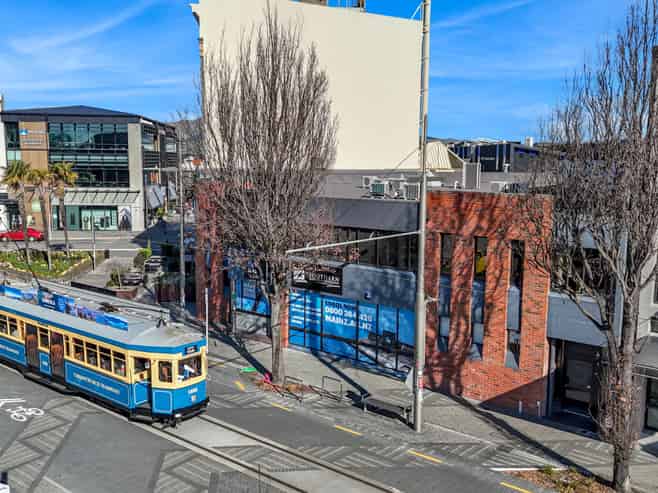 Prominent High Street Retail Opportunity