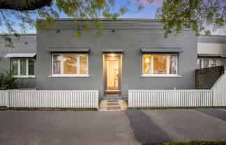 2/1103 Great North Road, Point Chevalier