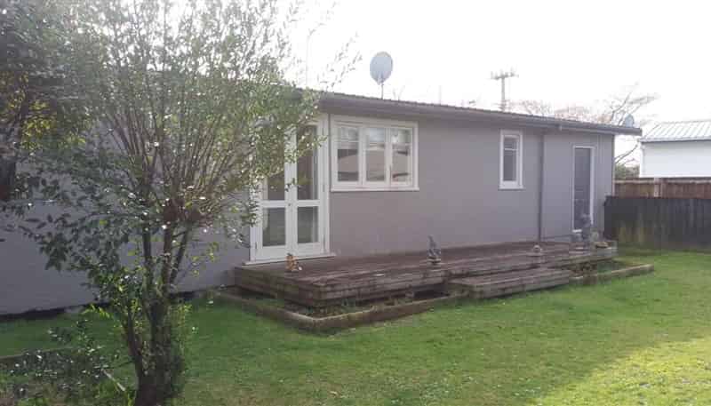 96 Clayton Road, Mangakakahi