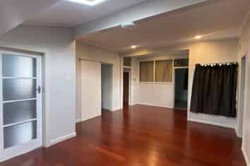 Well-located Taradale office or beauty rooms