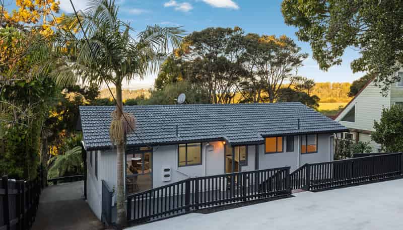 420 Huia Road, Laingholm