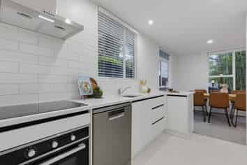 420 Huia Road, Laingholm