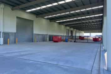 Brand New - High-Stud with Breezeway Warehouse