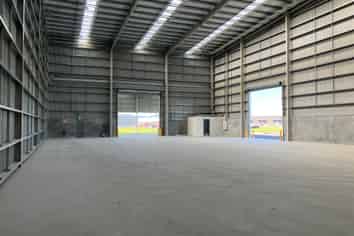 Brand New - High-Stud with Breezeway Warehouse