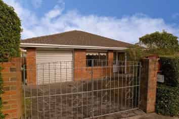 2/25 Patons Road, Howick