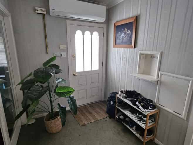 1306 Dairy Flat, Dairy Flat