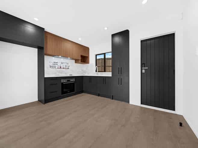 2/63 Maich Road, Manurewa