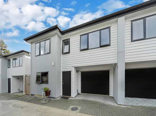 2/63 Maich Road, Manurewa