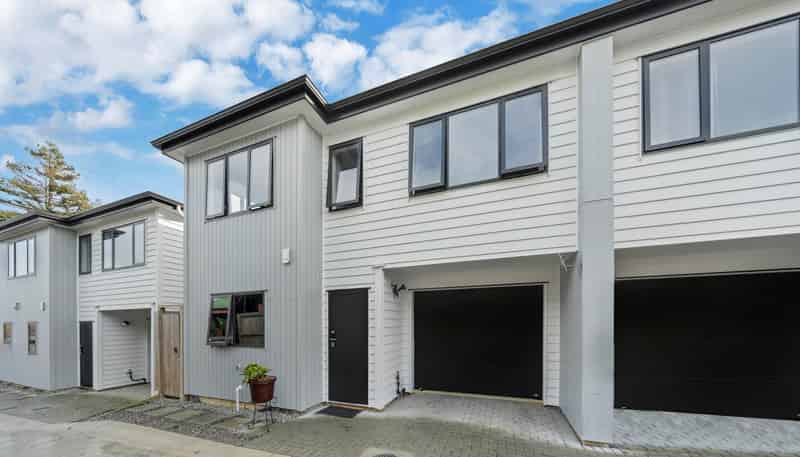 2/63 Maich Road, Manurewa