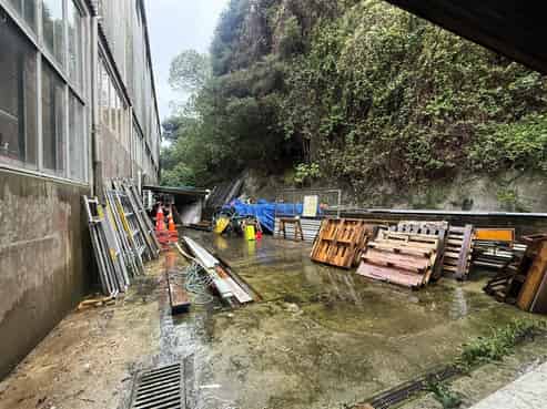 Warehouse & Office - Ngauranga