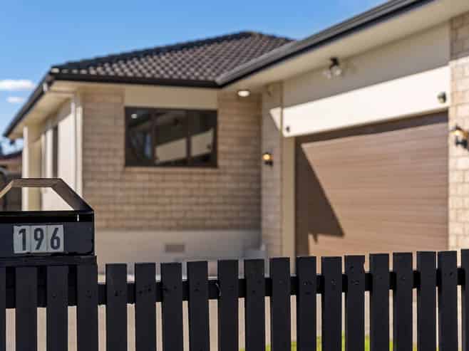 196 Robertson Road, Mangere East