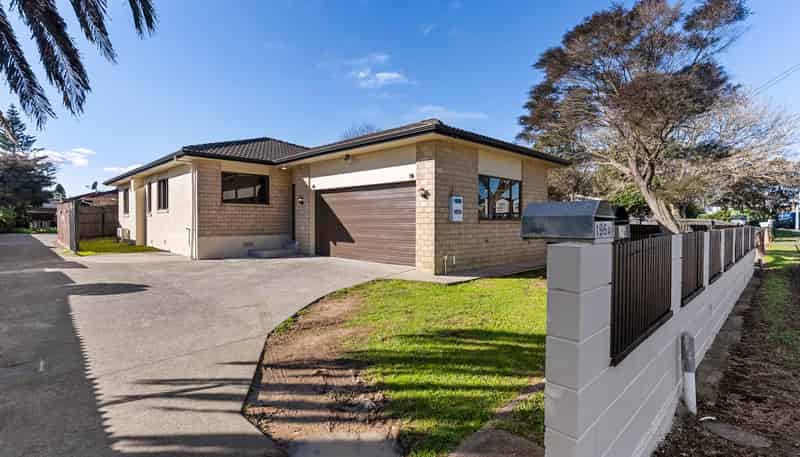 196 Robertson Road, Mangere East