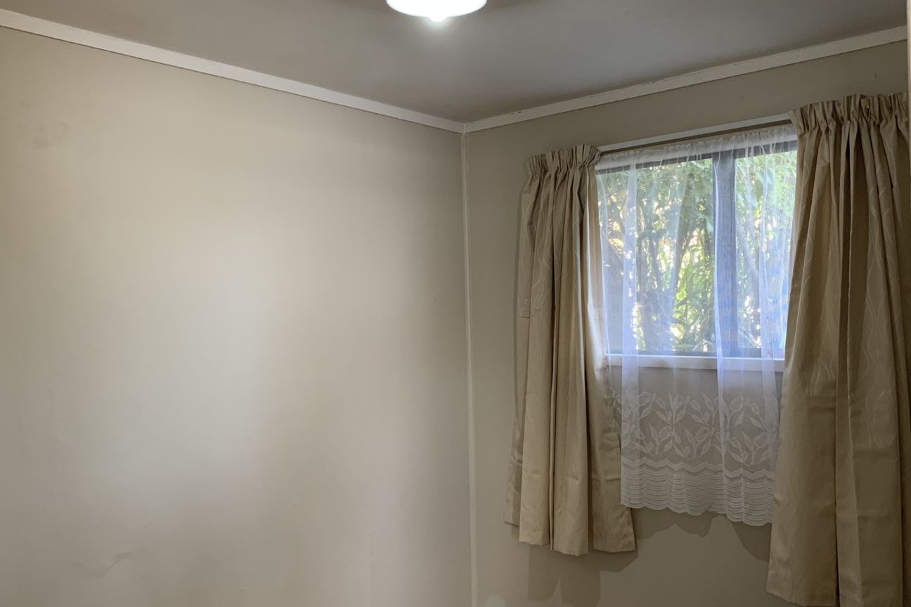 Rent includes Power & Water - Altro