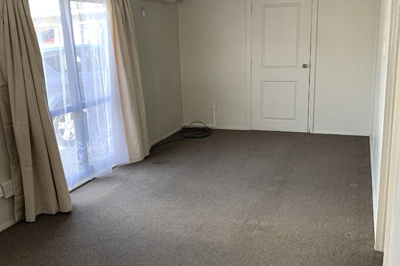 Rent includes Power & Water - Vista 5