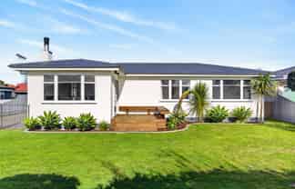 17 Hinton Road, Taradale