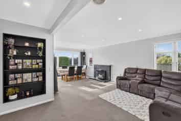 17 Hinton Road, Taradale