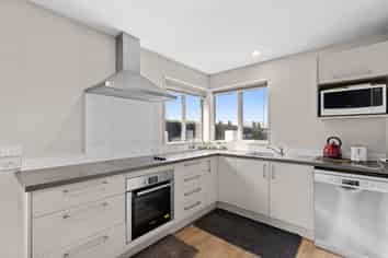 34 Shands Road, Hornby