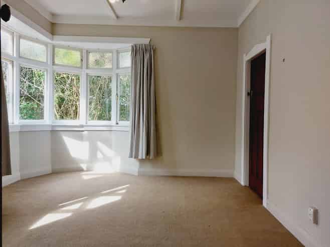 556 New North Road, Kingsland