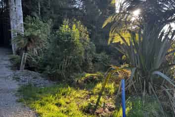 404 Rutherglen Road, Paroa