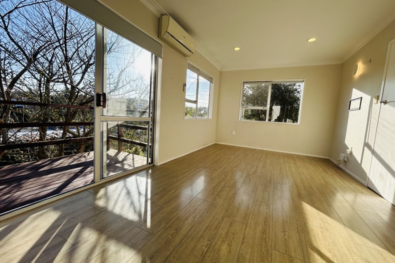 Sunny & Secure Family Home in the Heart of Sunnynook - Vista 5
