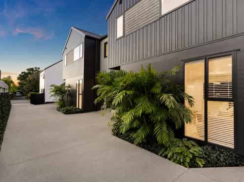 16 Hamurana Place, Te Atatu Peninsula