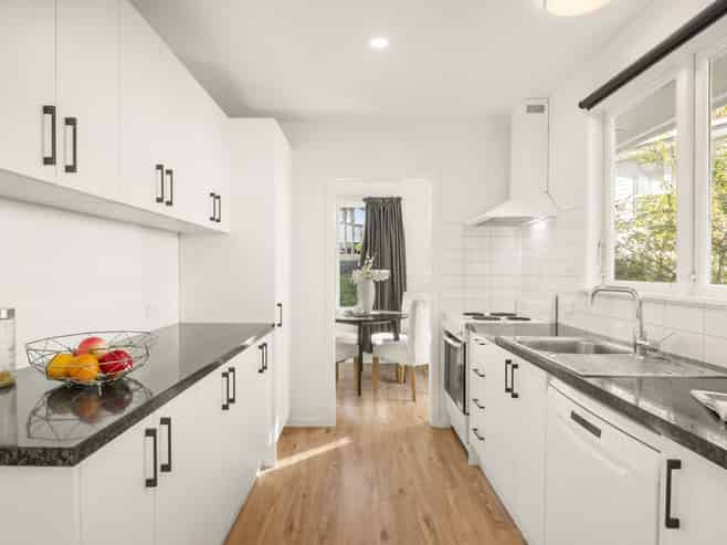 8 Silver Birch Rise, Henderson
