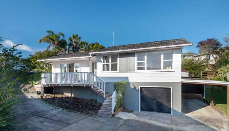 8 Silver Birch Rise, Henderson