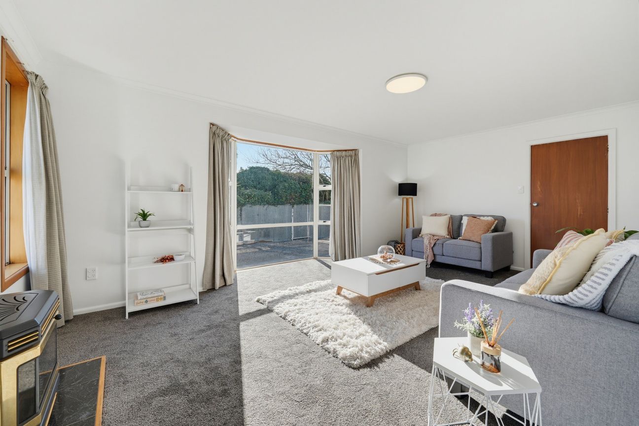 Private, Sun-Filled & Move-In Ready - Widok 6