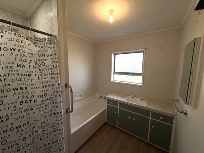 24 Caernarvon Drive, Flaxmere