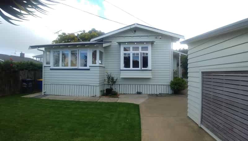 2 Bruce Street, Northcote Point