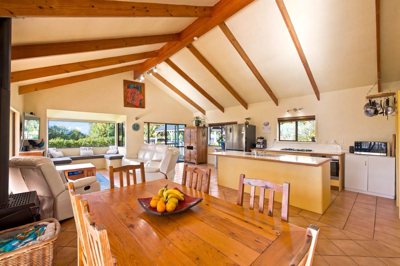 Where Family Living Meets Resort Lifestyle - Mehr