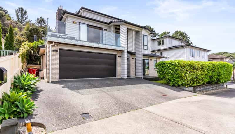 40 Silver Moon Road, Albany
