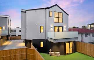 30B Tomintoul Place, Highland Park