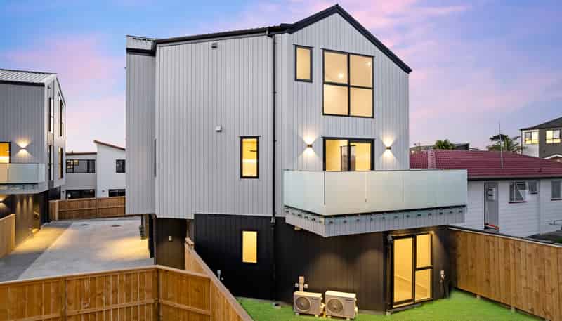 30B Tomintoul Place, Highland Park