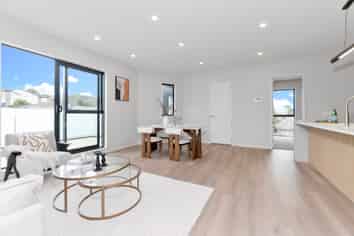 30B Tomintoul Place, Highland Park