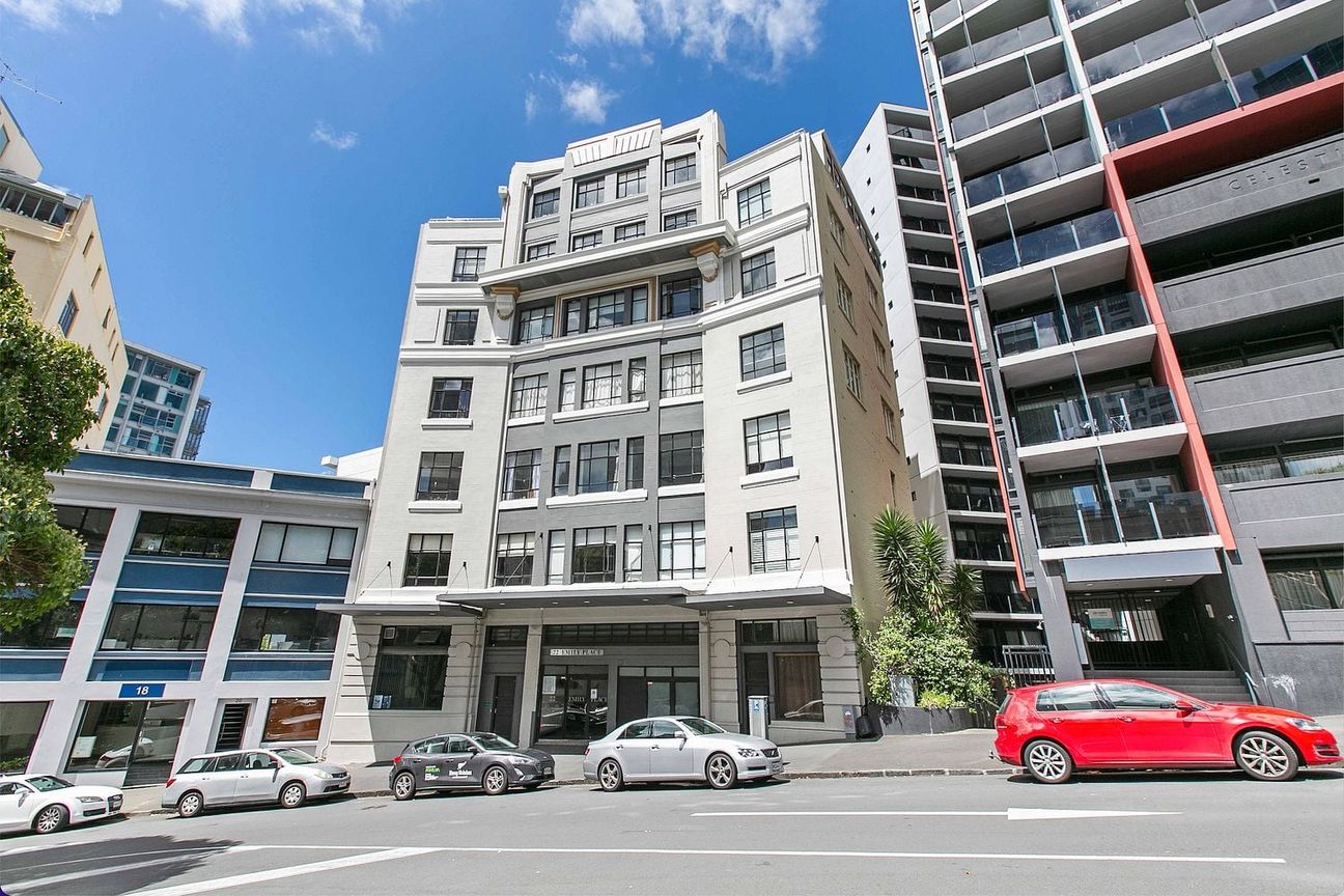 Central City 2BR Gem -  Furnished, sunny & cosy ! - Aanzicht 6