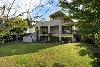 64 St Andrews Road, Epsom