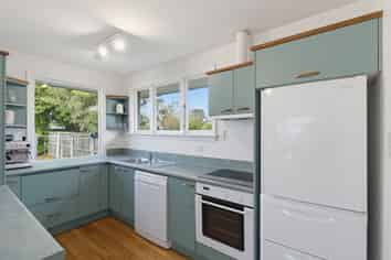 16 Colesbury Street, Bishopdale