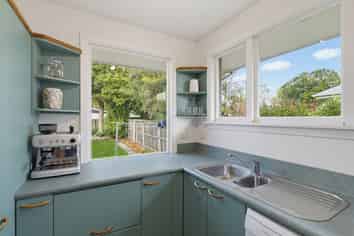 16 Colesbury Street, Bishopdale
