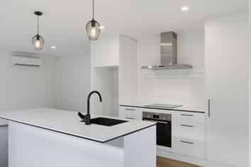 38 Crossley Avenue, Woodend