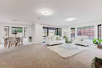 22 Castlehill Court, Wattle Downs
