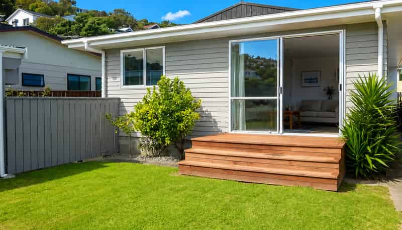 6 Cluny Road, Plimmerton