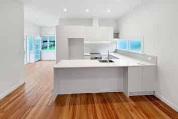 13 Liverpool Street, Epsom
