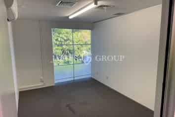QUALITY OFFICE ON THE EDGE OF THE 1050 PRECINCT