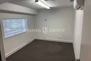 QUALITY OFFICE ON THE EDGE OF THE 1050 PRECINCT