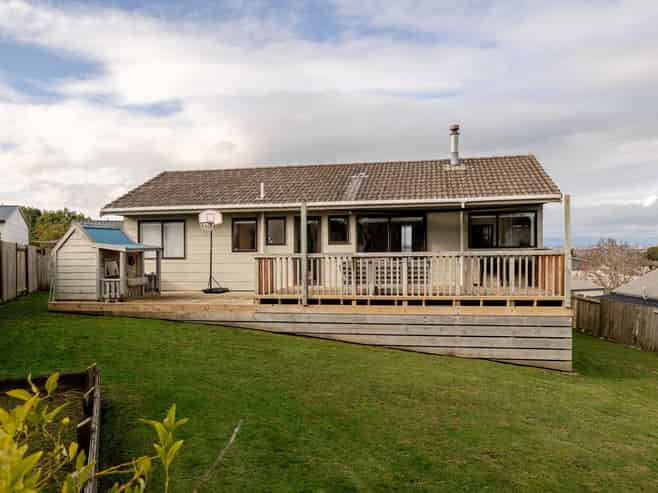 83 Fraser Drive, Feilding