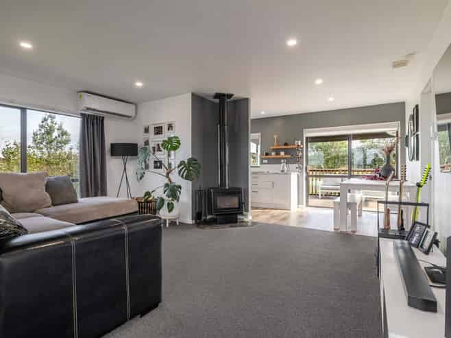 83 Fraser Drive, Feilding