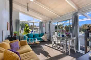 50 Bays Road, Orere Point
